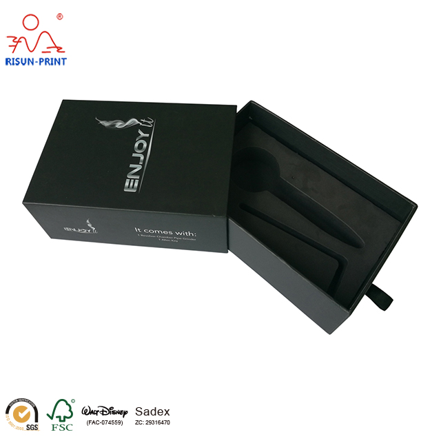 black cardboard gift box1-3.jpg